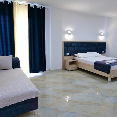 Hotel Solis Ksamil Extérieur photo