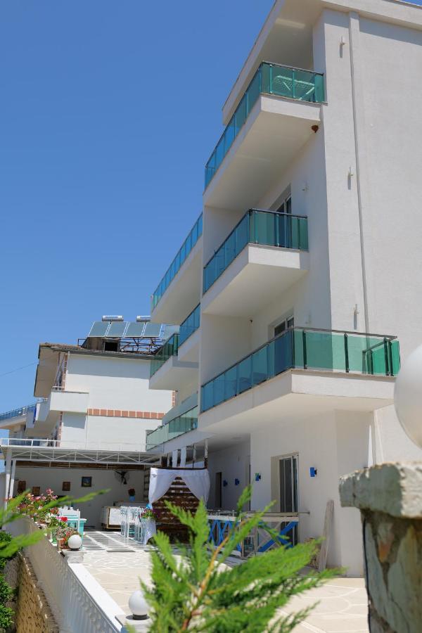 Hotel Solis Ksamil Extérieur photo