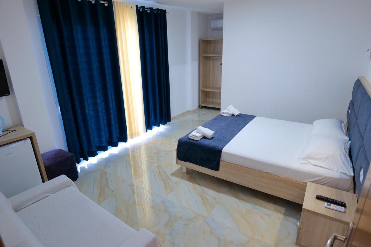 Hotel Solis Ksamil Extérieur photo