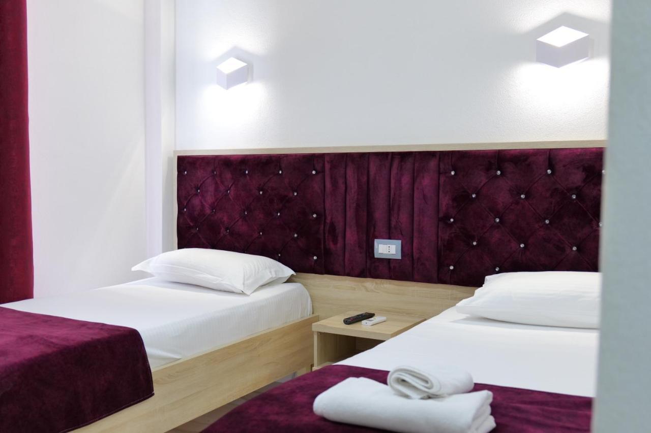 Hotel Solis Ksamil Extérieur photo