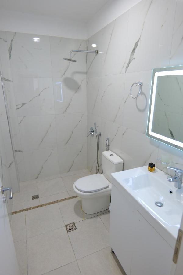 Hotel Solis Ksamil Extérieur photo