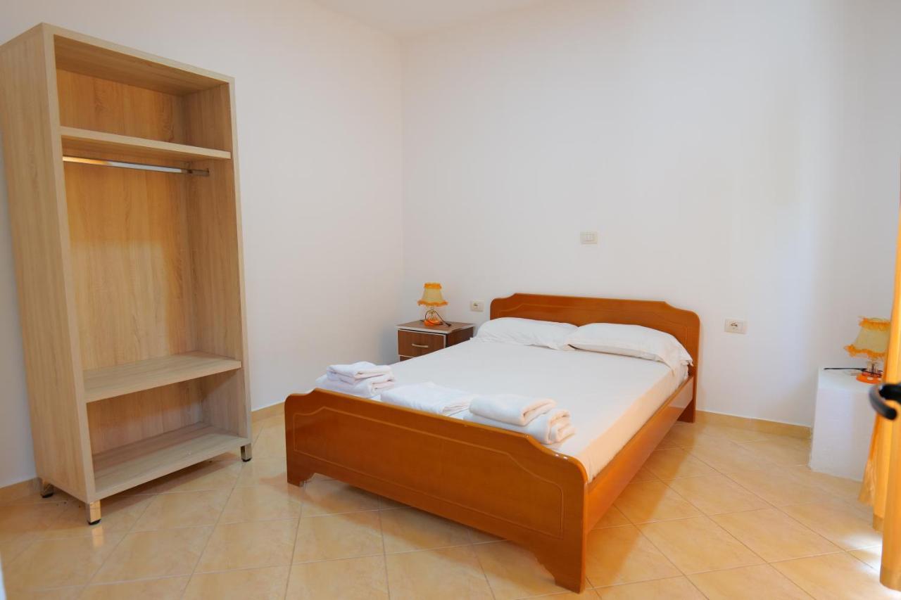 Hotel Solis Ksamil Extérieur photo
