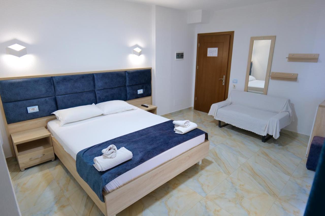 Hotel Solis Ksamil Extérieur photo