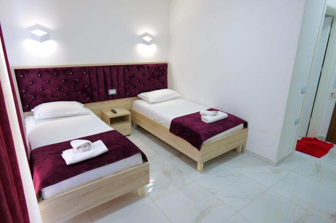 Hotel Solis Ksamil Extérieur photo